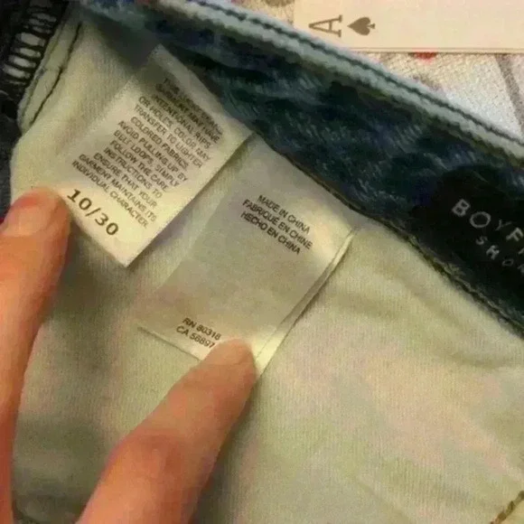 Lucky Brand Medium Wash High Rise Distressed Boyfriend Short - Picture 4 of 6